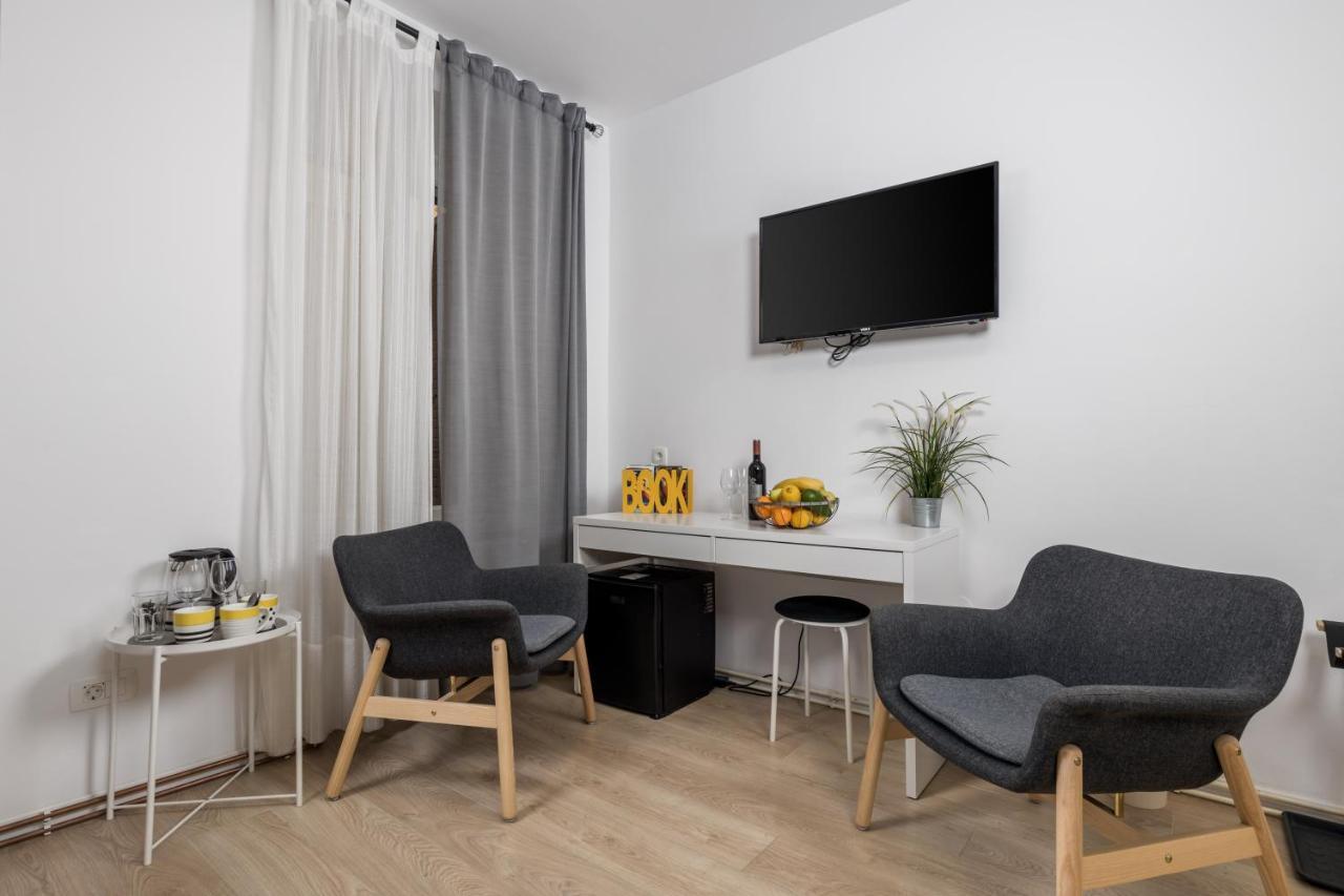 Delta Rooms Rijeka Bagian luar foto