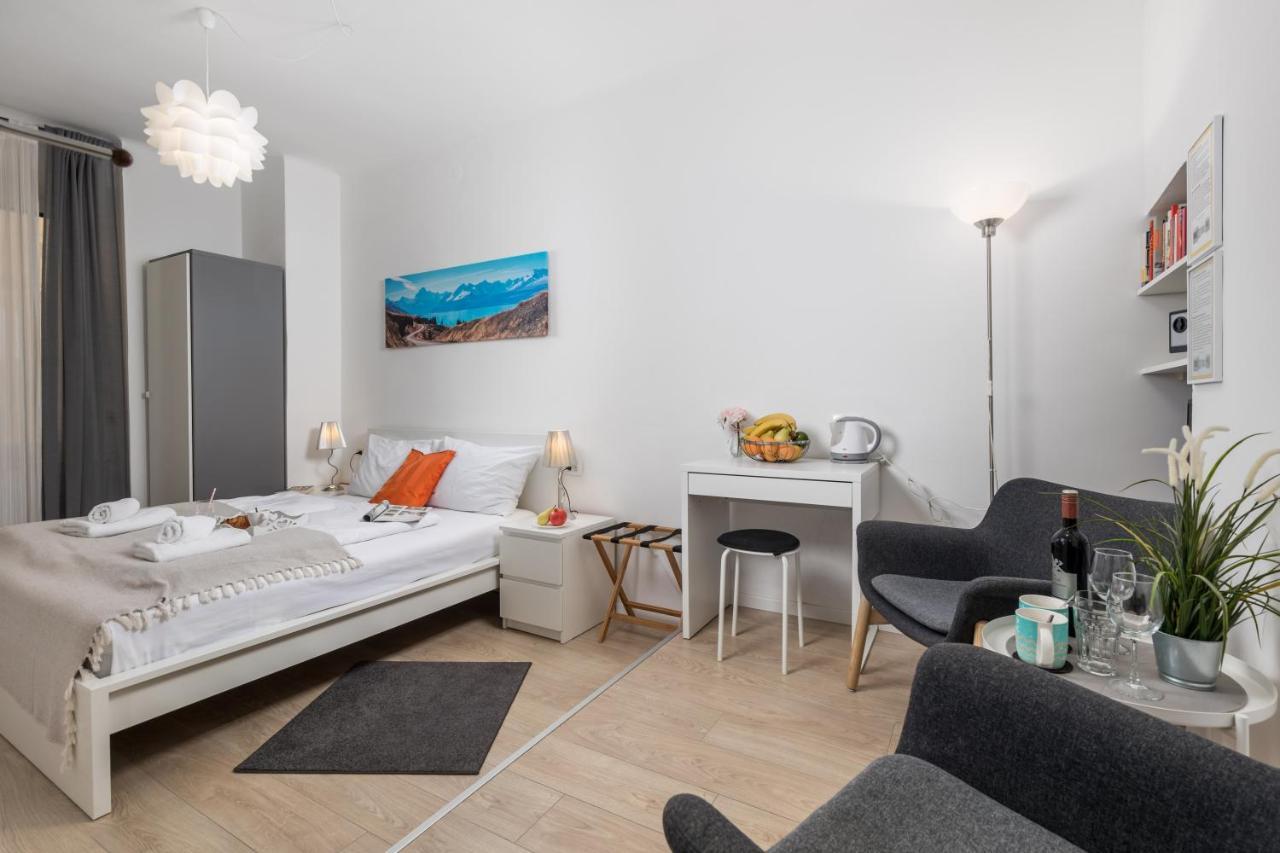 Delta Rooms Rijeka Bagian luar foto