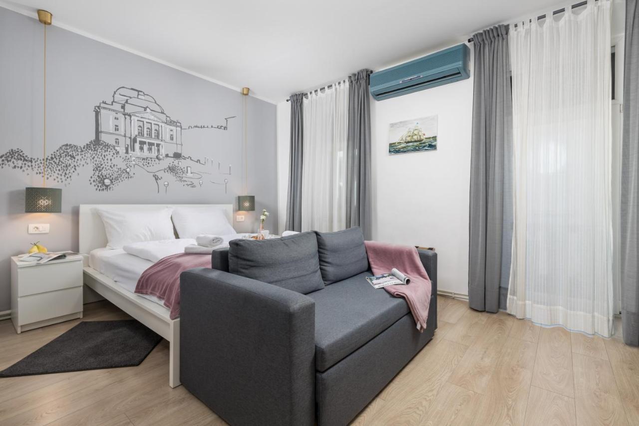 Delta Rooms Rijeka Bagian luar foto